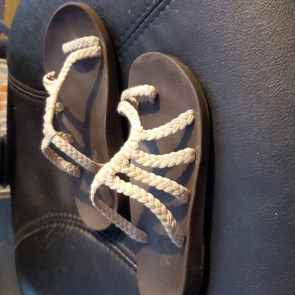 PLAKA size 6 - Picture 2 of 5